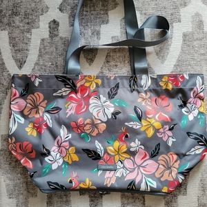 Vera Bradley Lighten Up Deluxe Family Tote